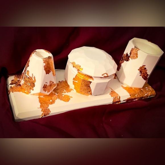 Home Decor - Picture 2 of 7